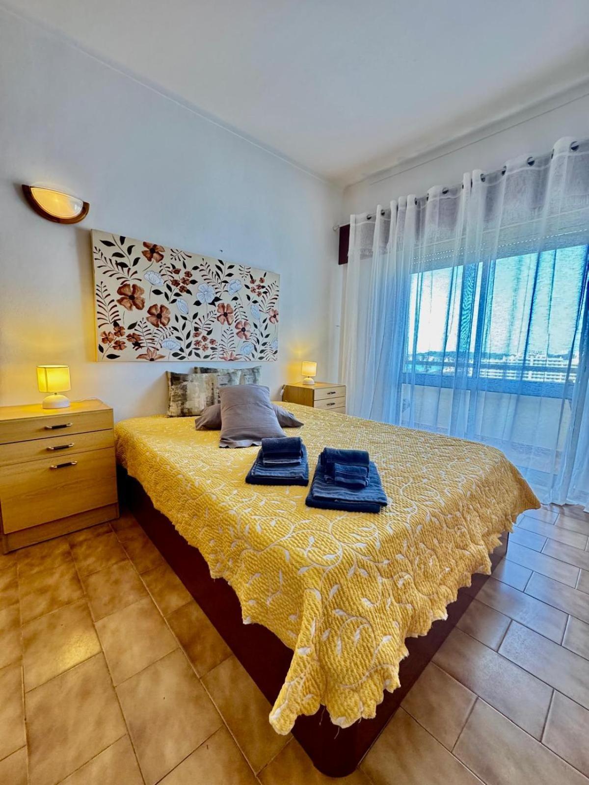 Tres Castelos Rocha Fantastic Appartamento Portimão